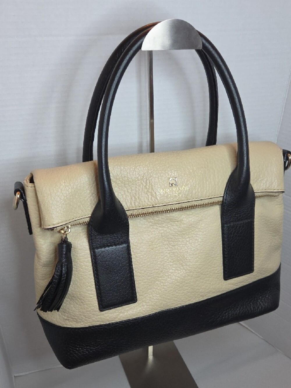 kate spade Two-Tone Cream and Black Leather Satchel - Picture 4 of 13
